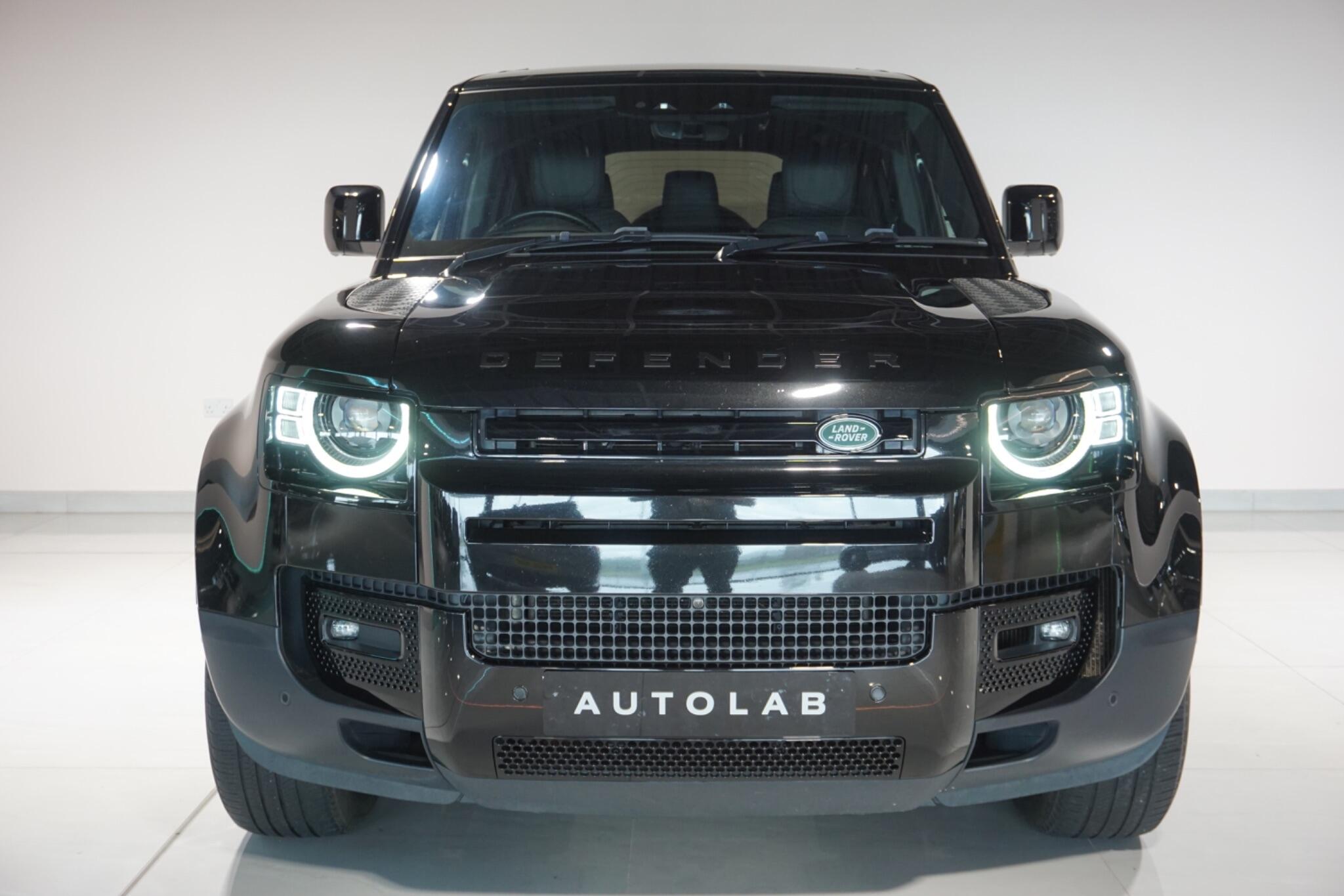 Land Rover Defender 110 3.0 D300 MHEV HSE SUV 5dr Diesel Auto 4WD Euro 6 (s/s) (300 ps)